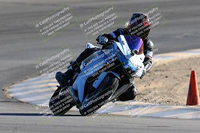 media/Jan-08-2022-SoCal Trackdays (Sat) [[1ec2777125]]/Turn 10 (2pm)/